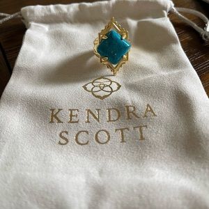 Never worn Kendra Scott Ring